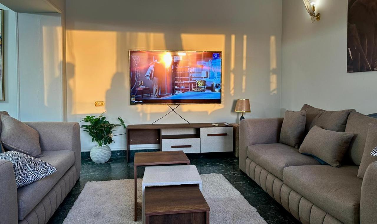 ابراج اللؤلؤه كورنيش ممشي أهل مصر Apartment Cairo
